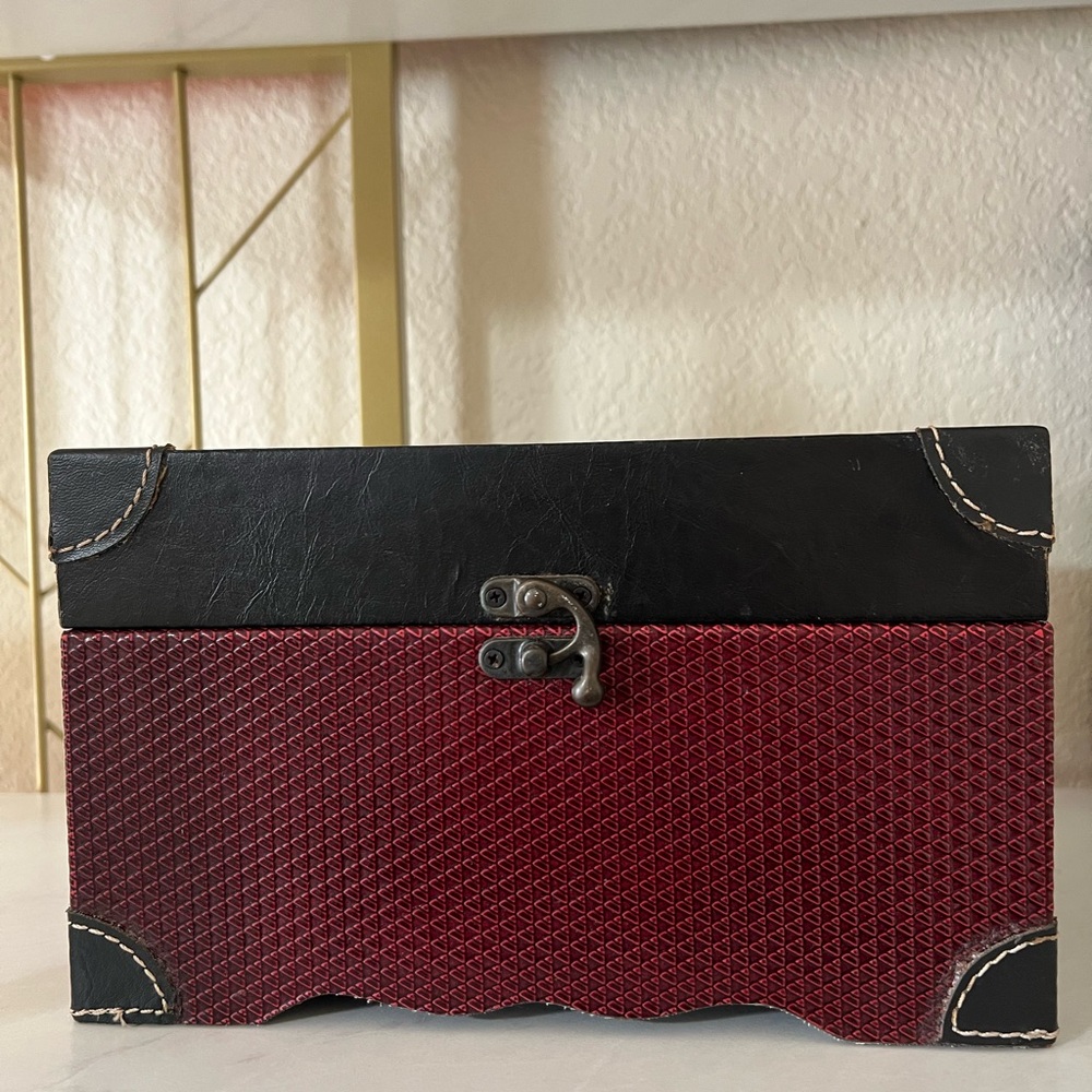 Vintage Style Decorative Box